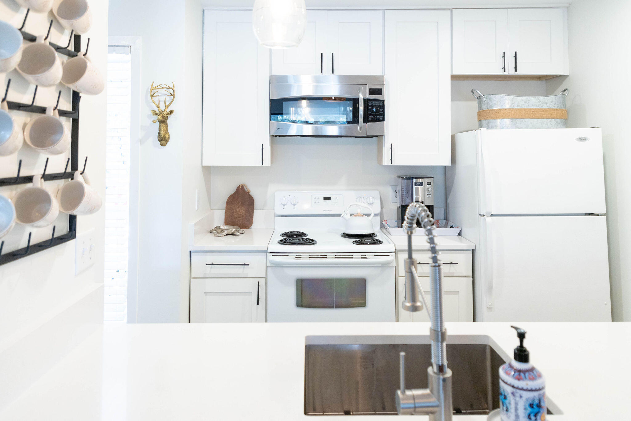 837 Club Cottage Road Edisto Island, SC 29438 - Photo 12 of 64 IMG_4224