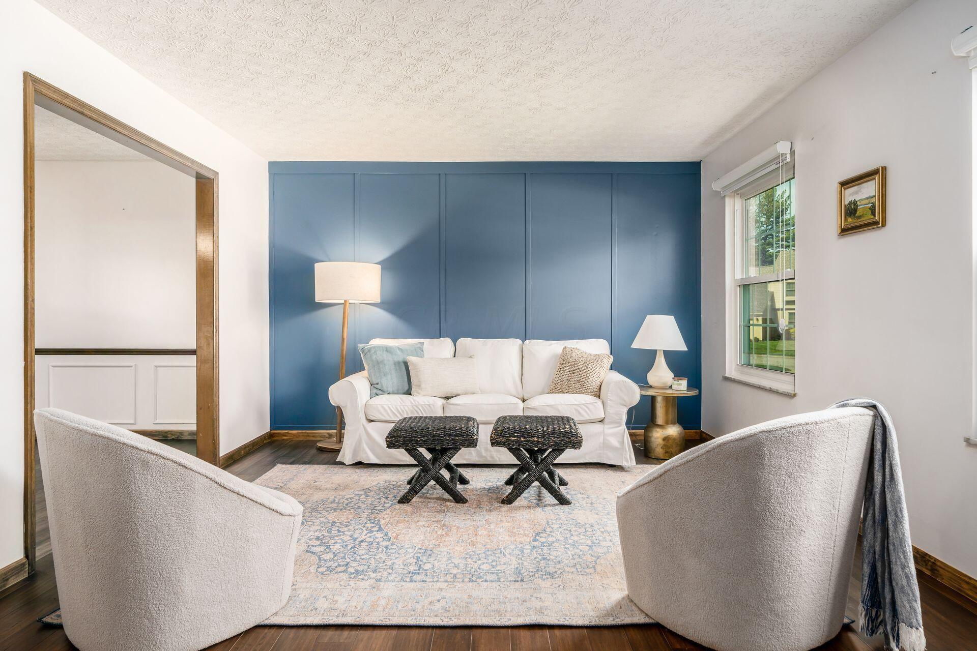 7791 Strathmoore Road Dublin, OH 43016 - Photo 8 of 58 Living Room