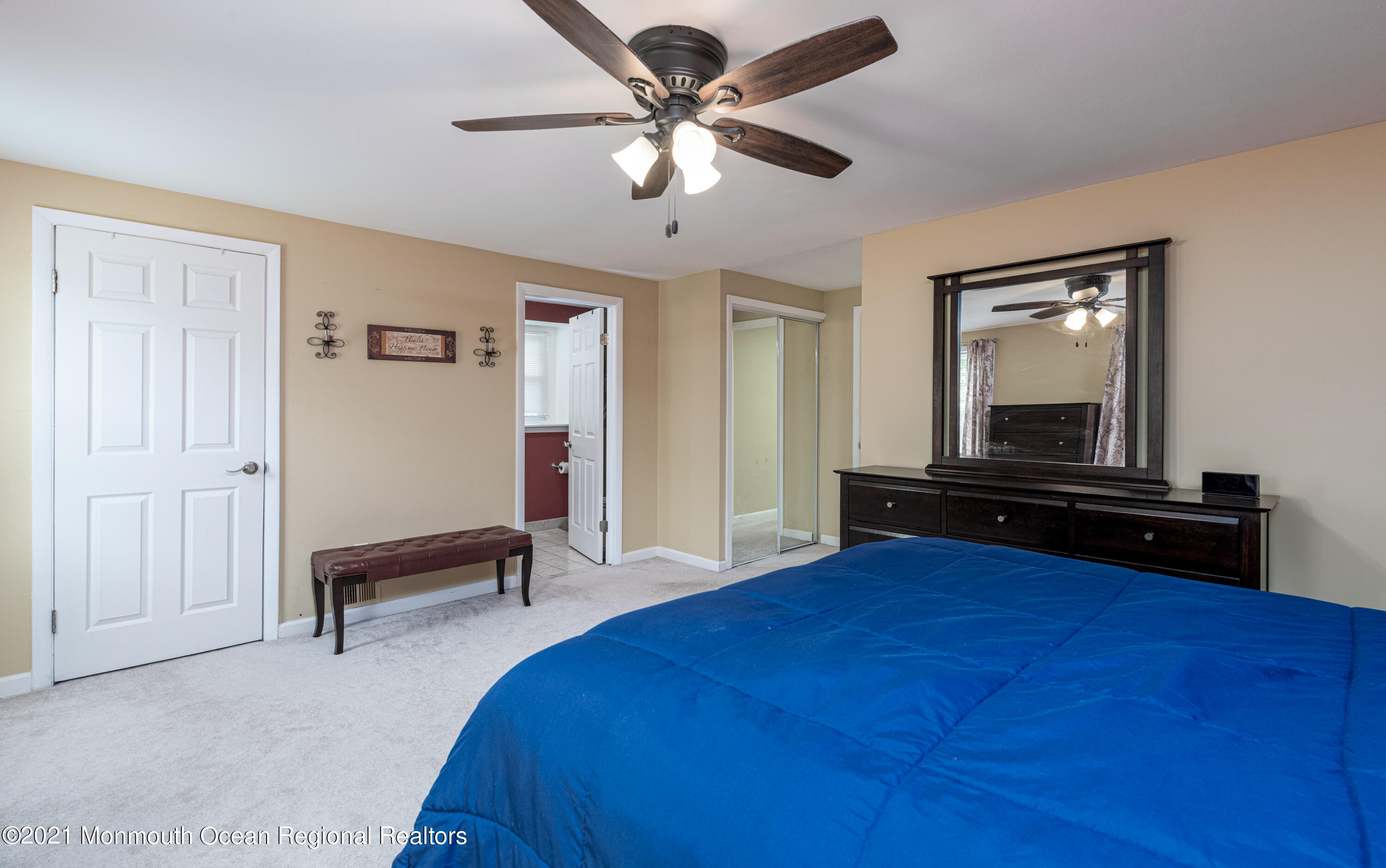 380 Iron Bridge Road Freehold, NJ 07728 - Photo 25 of 34 380_Iron_Bridge_Rd-29