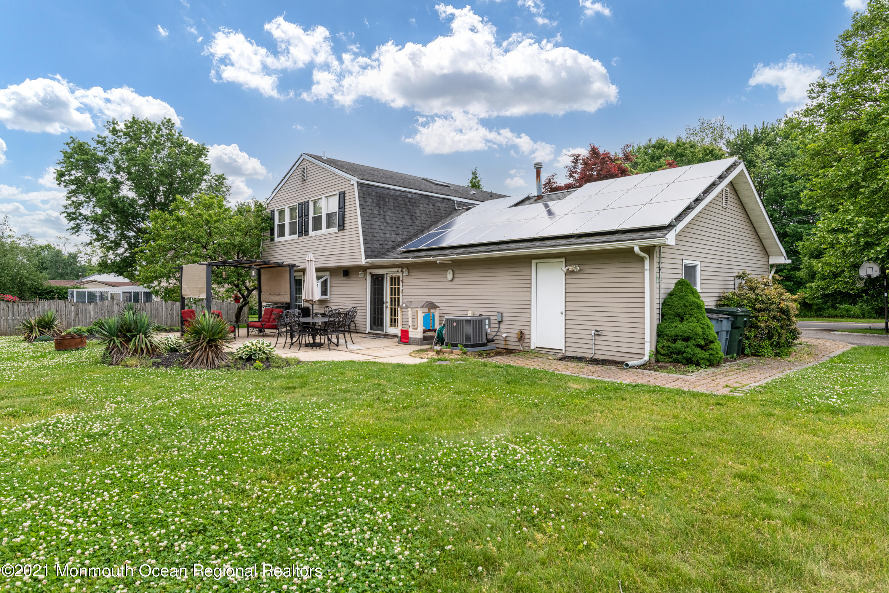 380 Iron Bridge Road Freehold, NJ 07728 - Photo 31 of 34 380_Iron_Bridge_Rd-5