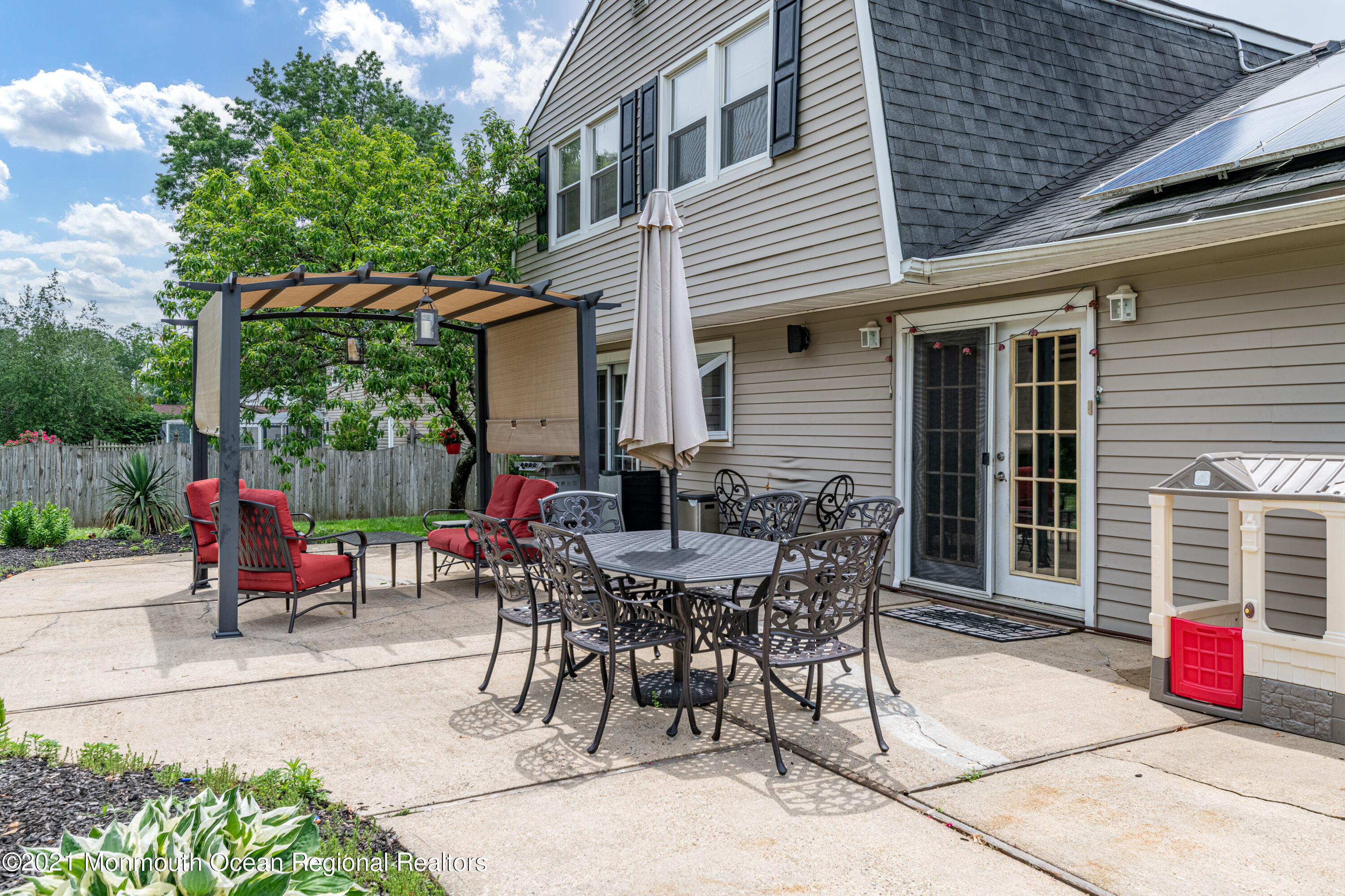 380 Iron Bridge Road Freehold, NJ 07728 - Photo 33 of 34 380_Iron_Bridge_Rd-8