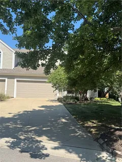 $275,000 | 11114 West 113th Terrace, Overland Park, KS 66210