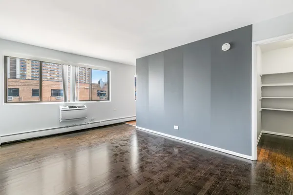 $1,450 | 6029 North Winthrop Avenue, Unit 509, Chicago, IL 60660