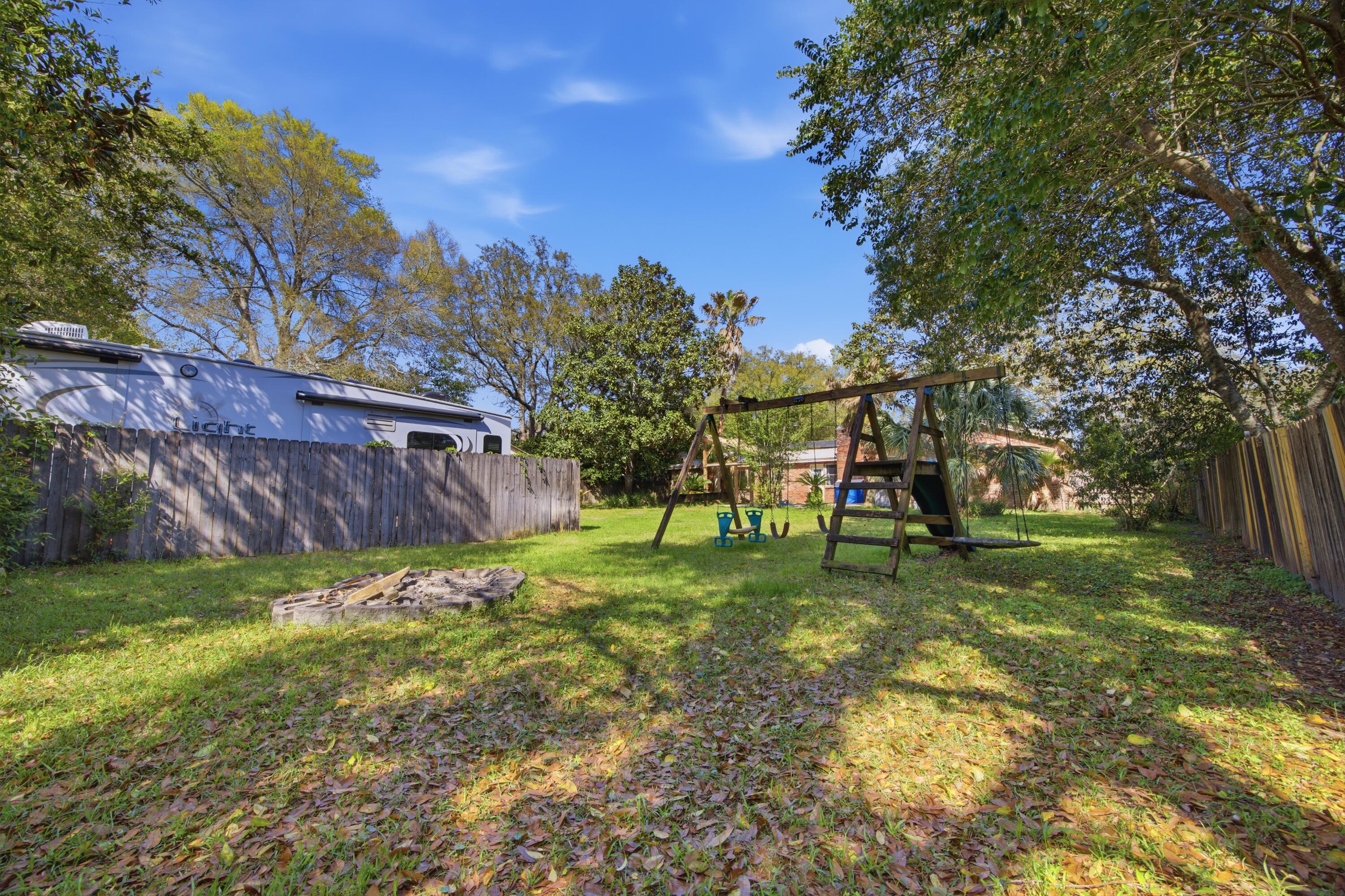 157 Country Club Road Shalimar, FL 32579 - Photo 53 of 72 E79A1423