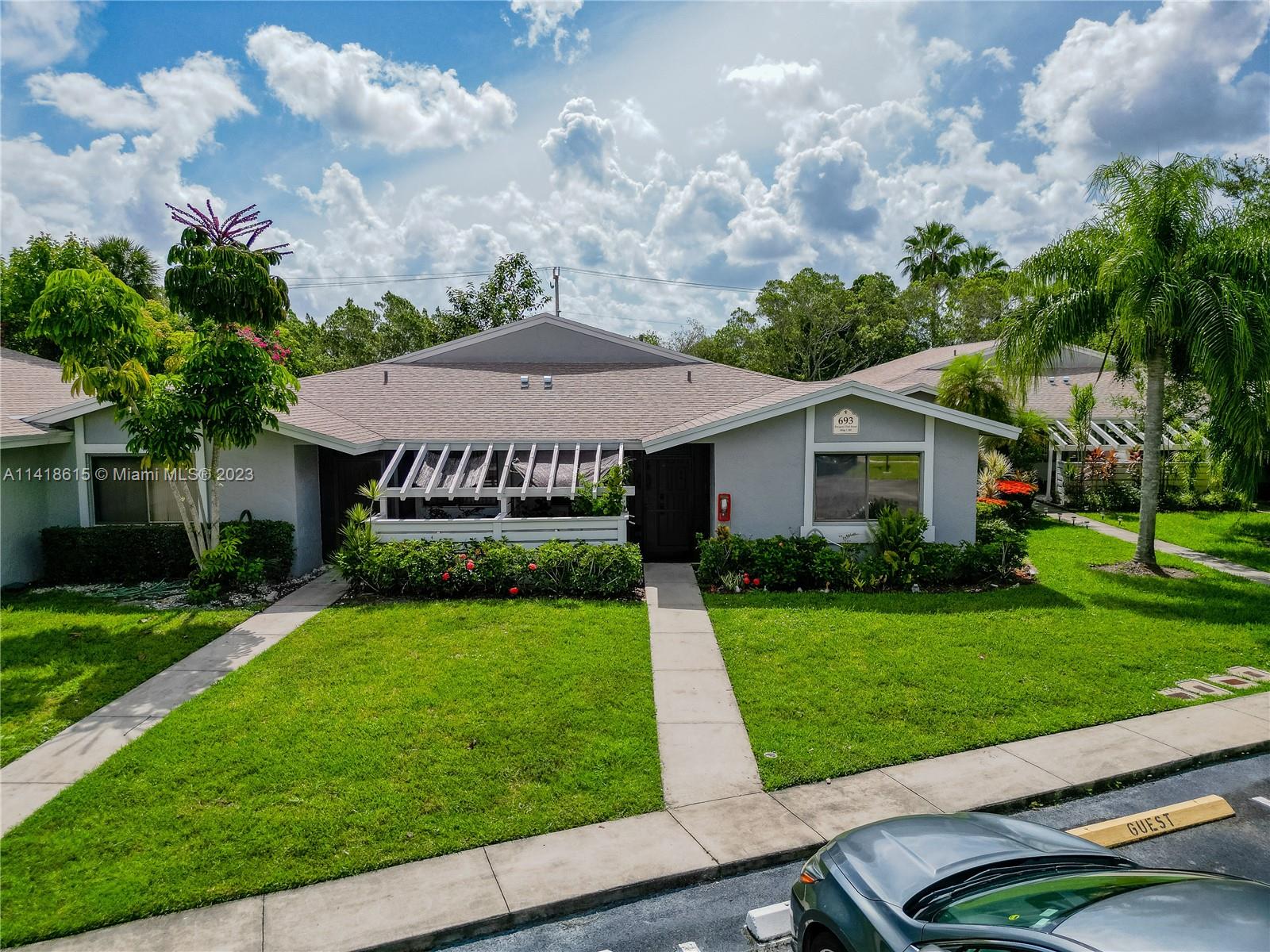 693 Racquet Club Road, Unit 4 Weston, FL 33326 - Photo 17 of 51 Gallery Image 17