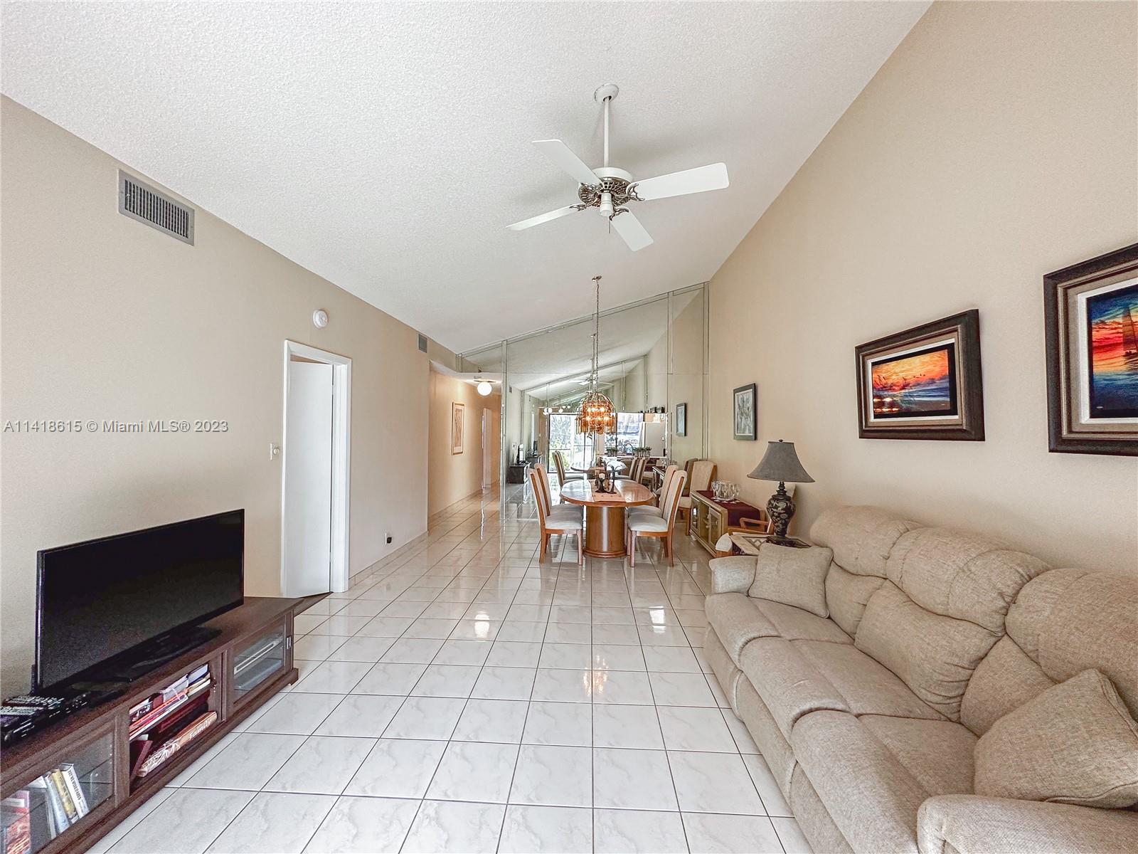 693 Racquet Club Road, Unit 4 Weston, FL 33326 - Photo 36 of 51 Gallery Image 36