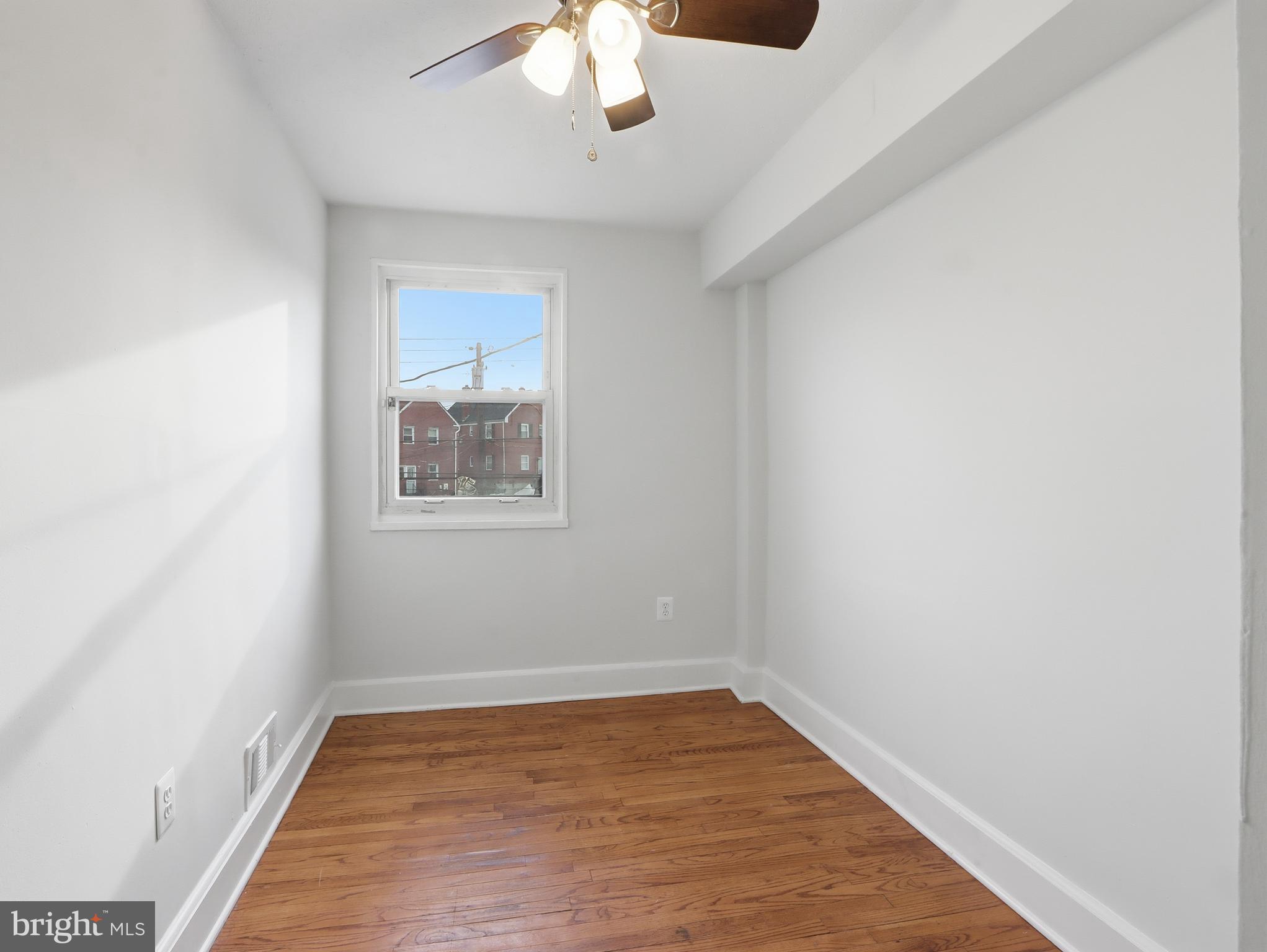 3917 Stokes Drive Baltimore, MD 21229 - Photo 15 of 28