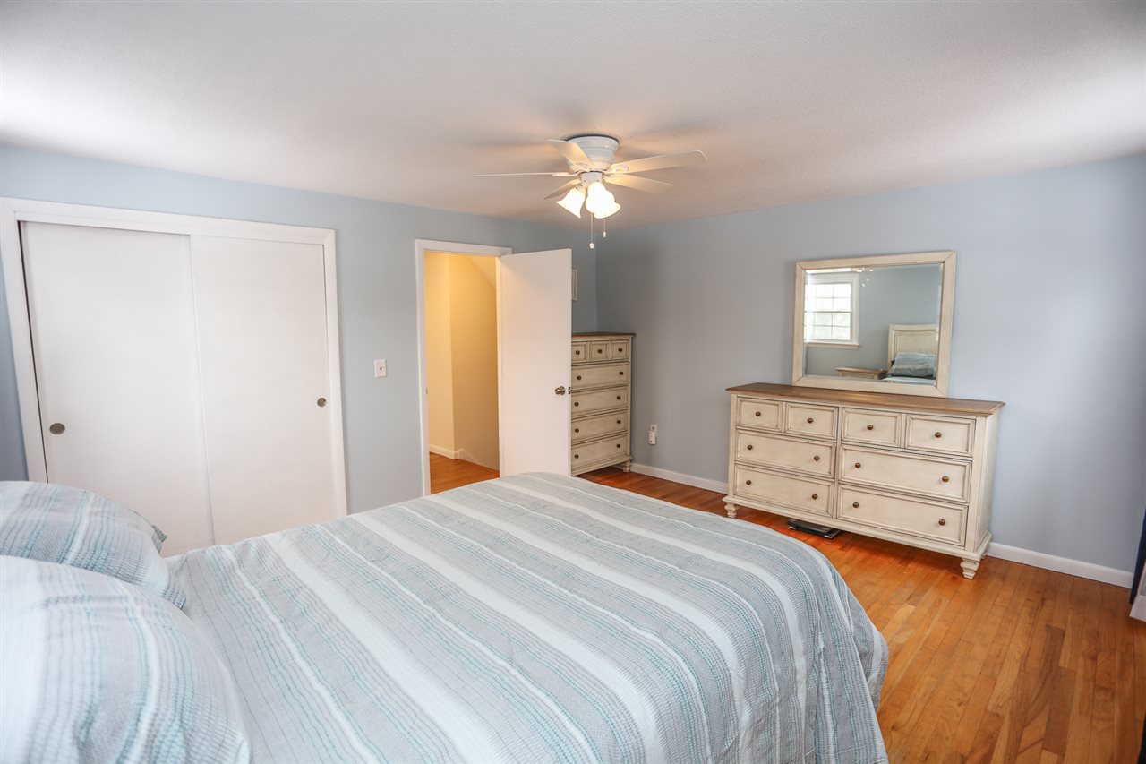 5 Iroquois Road Nashua, NH 03063 - Photo 18 of 40 Gallery Image 18