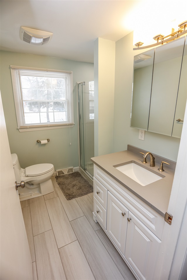 5 Iroquois Road Nashua, NH 03063 - Photo 35 of 40 Gallery Image 35