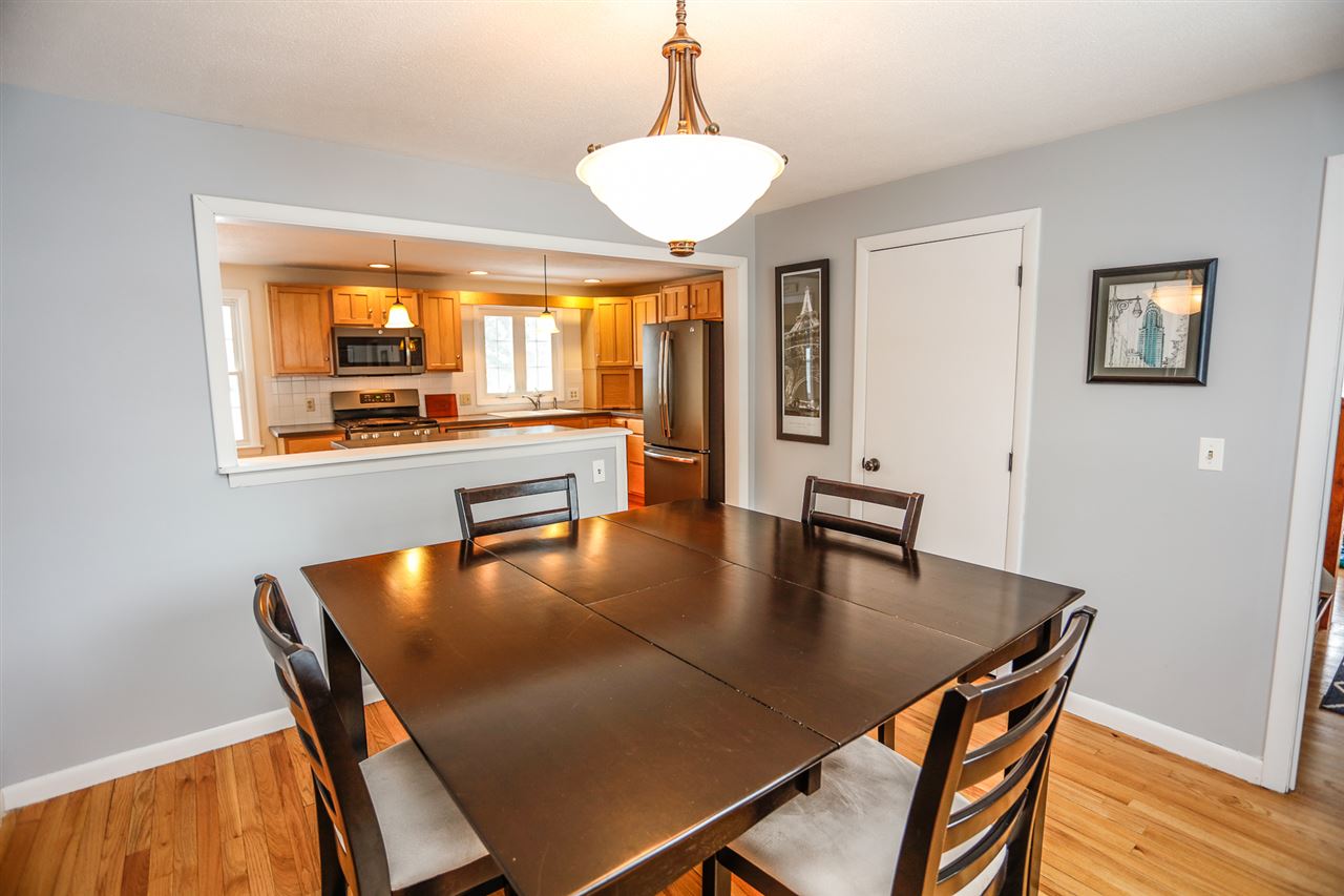 5 Iroquois Road Nashua, NH 03063 - Photo 9 of 40 Gallery Image 9