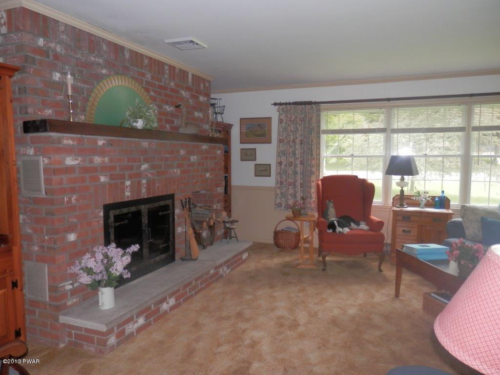 104 Nitche Road Shohola, PA 18458 - Photo 9 of 20 Gallery Image 9