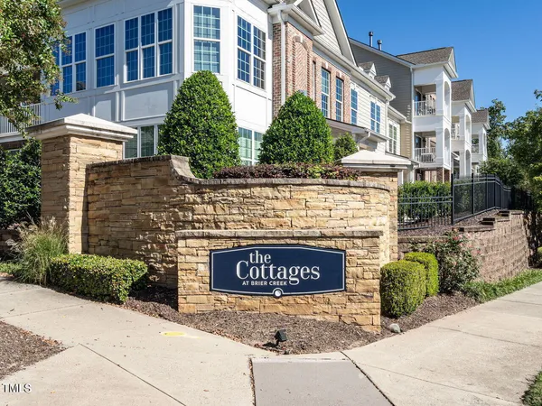 $395,000 | 10530 Sablewood Drive, Unit 112, Raleigh, NC 27617