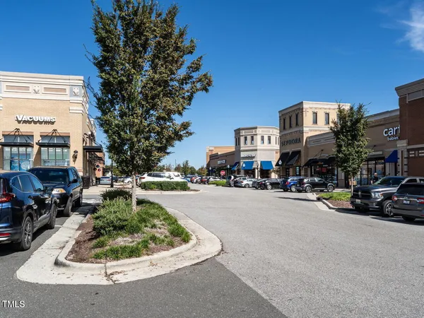 $395,000 | 10530 Sablewood Drive, Unit 112, Raleigh, NC 27617