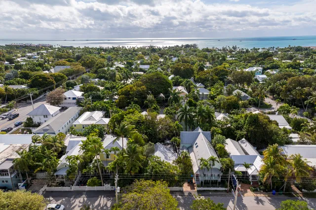$1,950,000 | 1120 Seminary Street, Key West, FL 33040
