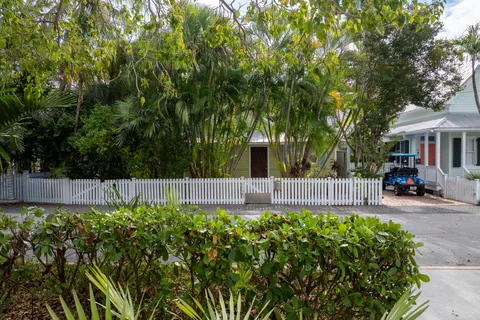 $1,950,000 | 1120 Seminary Street, Key West, FL 33040