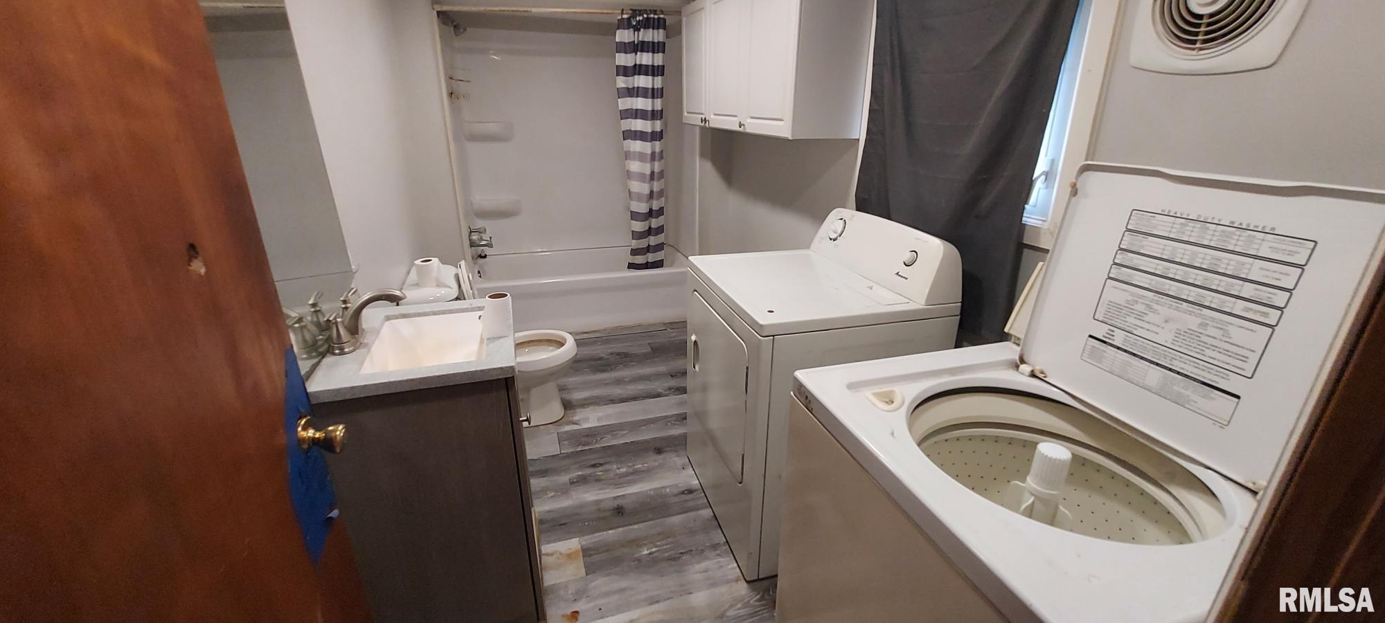 401 South 3rd Avenue New Windsor, IL 61465 - Photo 17 of 22