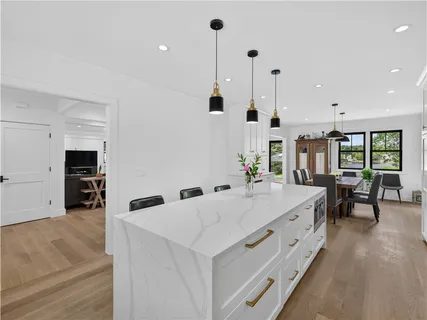 $4,600,000 | 34 Lanphere Road, Westerly, RI 02891