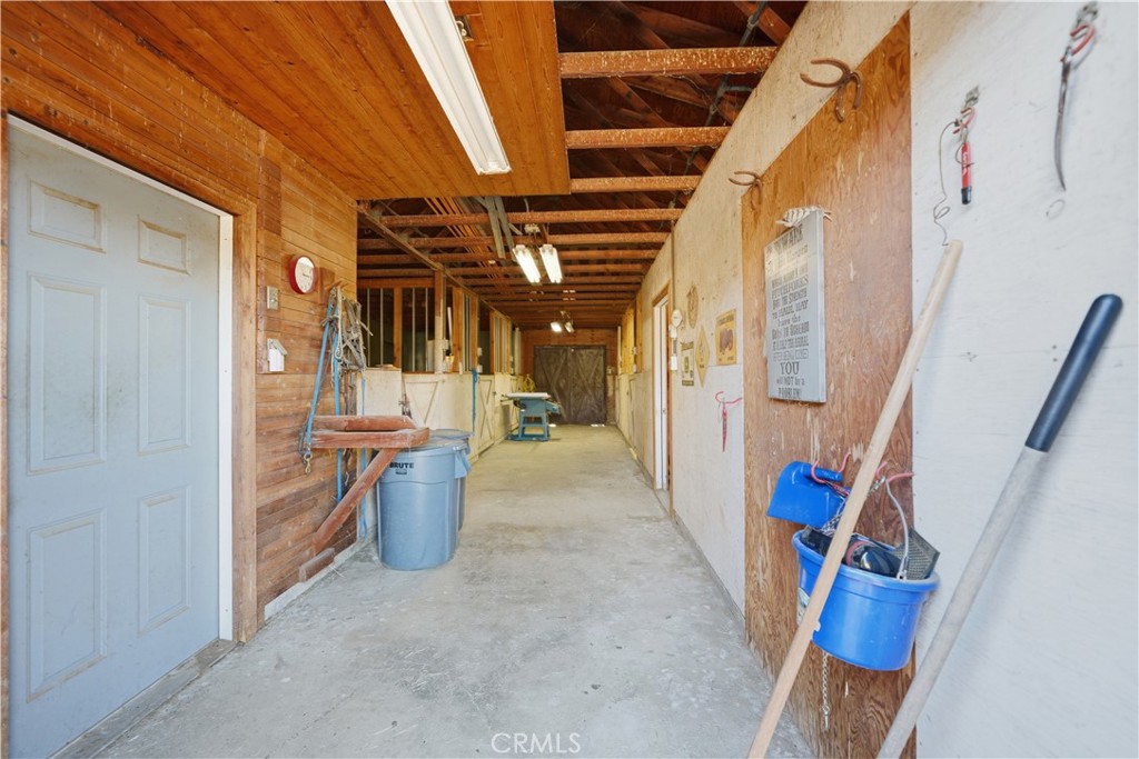 37475 Crown Valley Road Temecula, CA 92592 - Photo 43 of 61 Main Barn