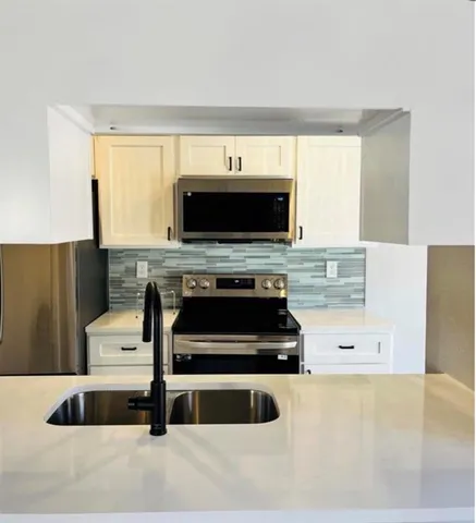 $135,000 | 7107 Holly Hill Drive, Unit 12, Dallas, TX 75231