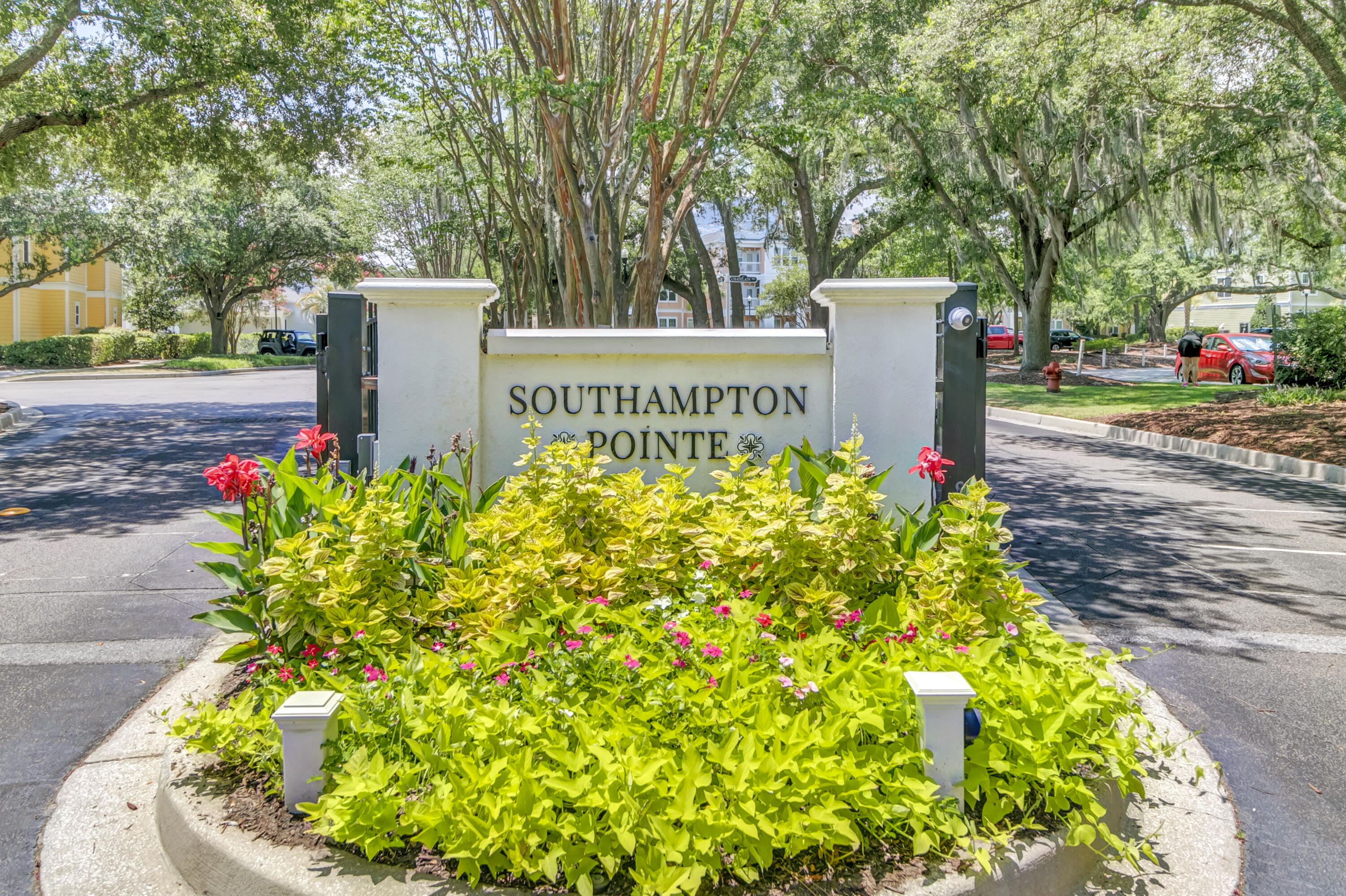 1921 Chatelain Way Mount Pleasant, SC 29464 - Photo 1 of 47 Southhampton Pointe