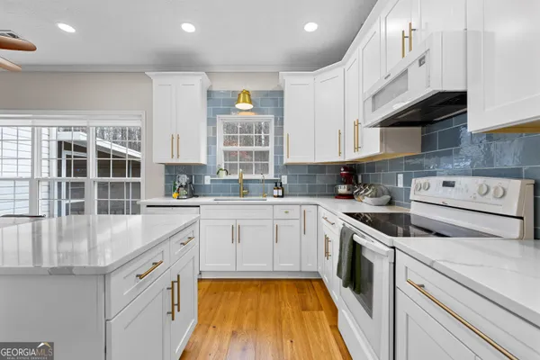 $429,000 | 100 Sycamore Way, Sharpsburg, GA 30277