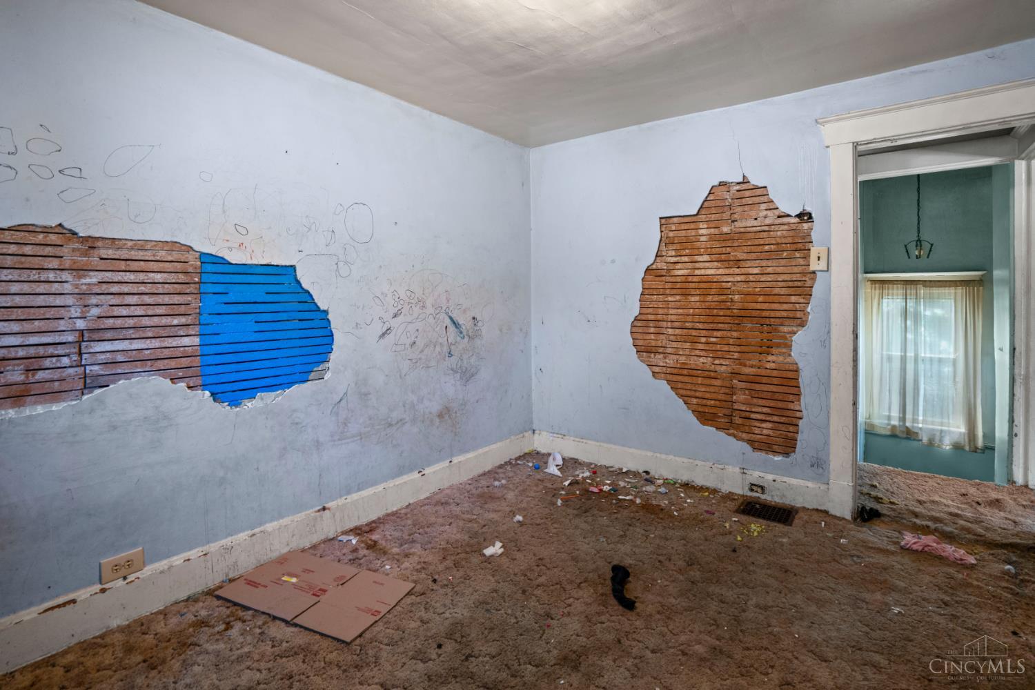 6207 Roe Street Cincinnati, OH 45227 - Photo 20 of 24 Gallery Image 20