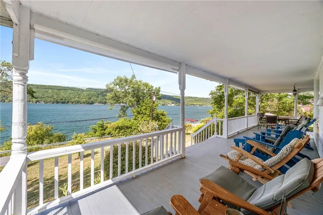 $1,050,000 | 989 East Lake Road, Barrington, NY 14837