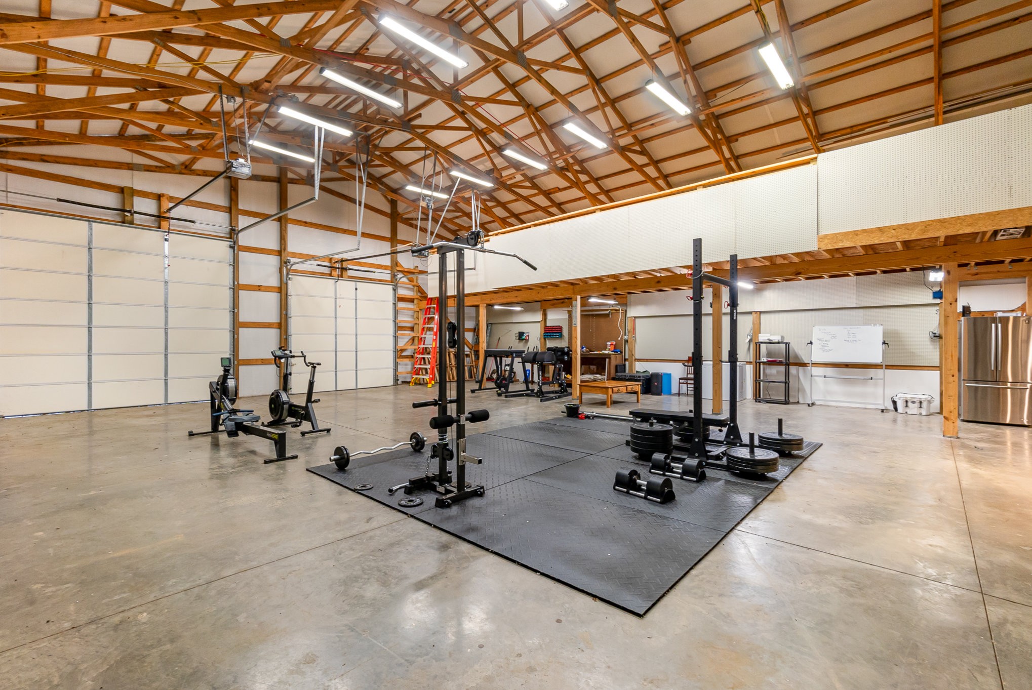 6960 Highway 231 Bethpage, TN 37022 - Photo 25 of 32 a view of a gym with lots of gym equipment