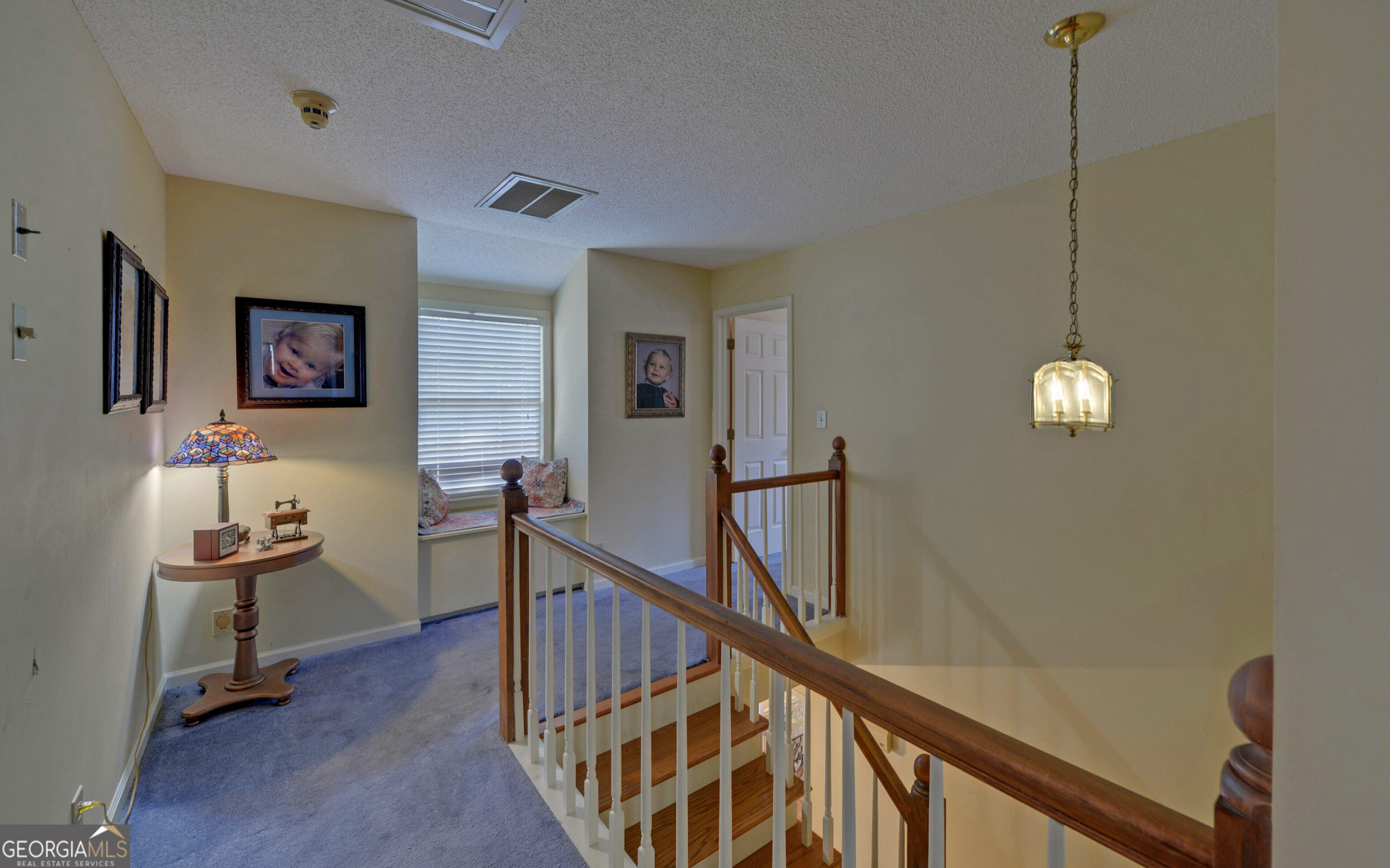 43 Pauline Avenue Toccoa, GA 30577 - Photo 20 of 40 a view of a hallway with workspace