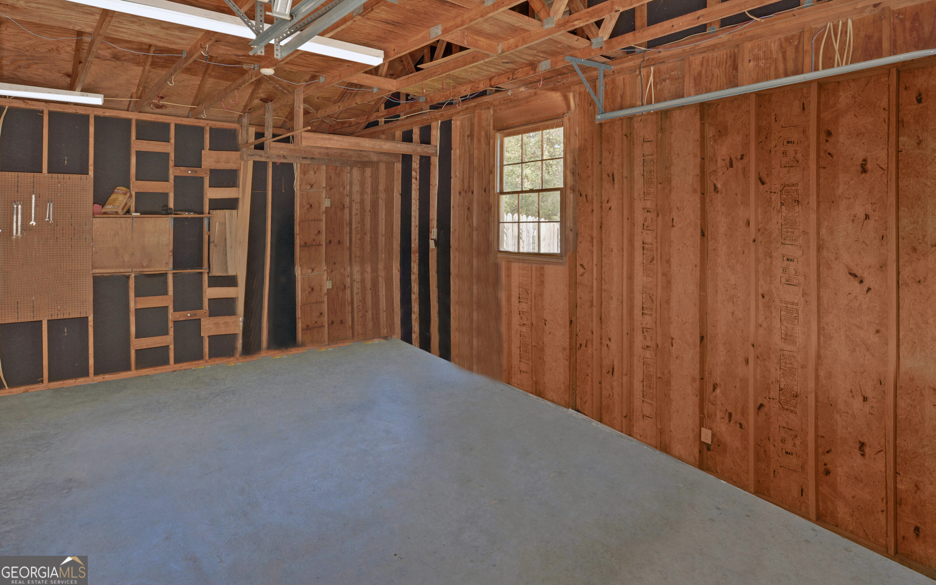 43 Pauline Avenue Toccoa, GA 30577 - Photo 39 of 40 a view of empty room with windows