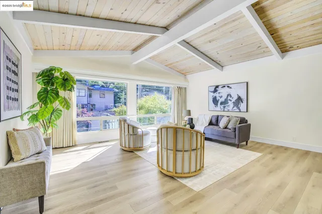 $799,000 | 6635 Banning Drive, Oakland, CA 94611