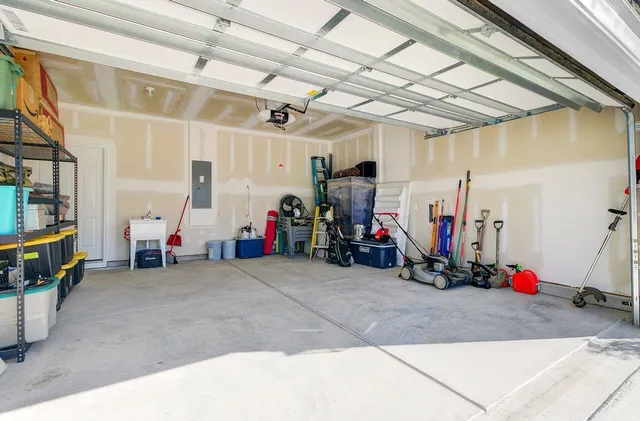 $480,000 | 348 Blue Oak Drive, Moncks Corner, SC 29461