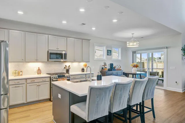 $480,000 | 348 Blue Oak Drive, Moncks Corner, SC 29461