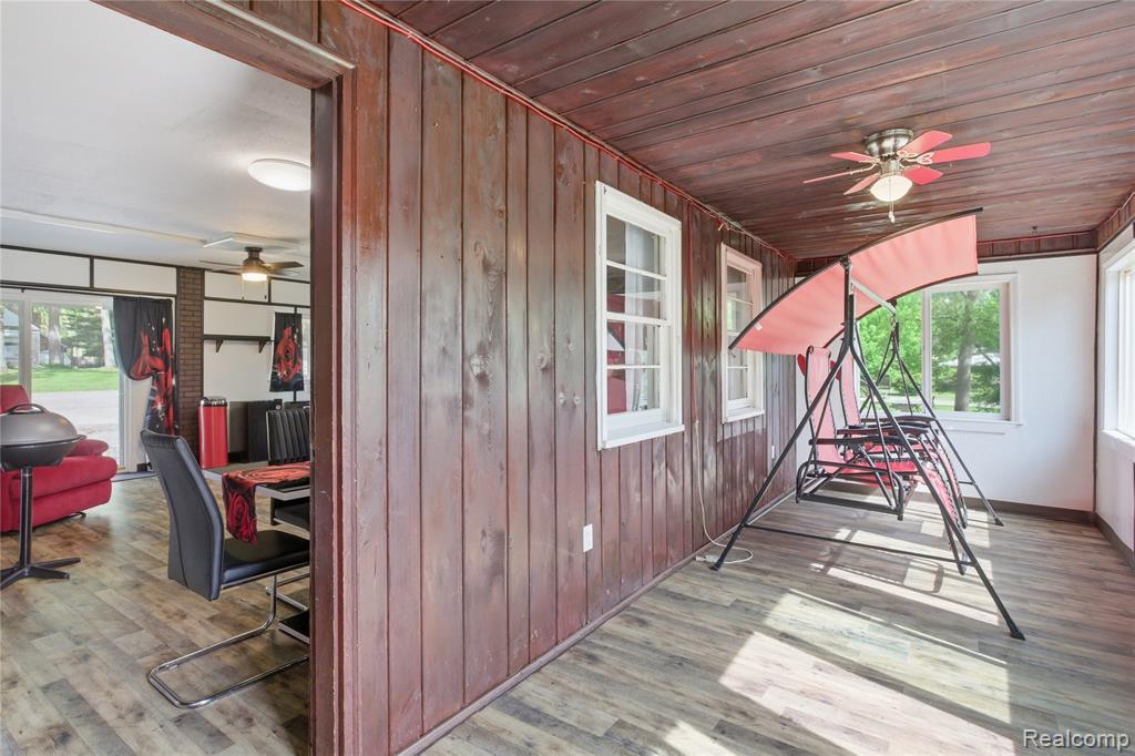 2705 Glendale Road Jackson, MI 49203 - Photo 15 of 57