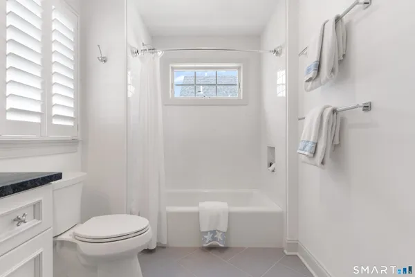 $1,750,000 | 11 Marina Village, Branford, CT 06405