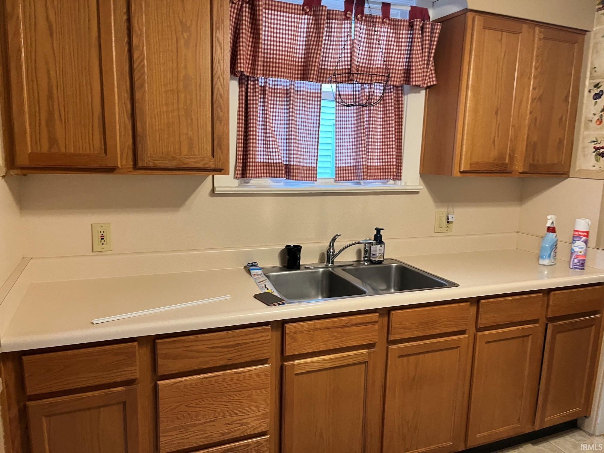 905 East Rudisill Boulevard Fort Wayne, IN 46806 - Photo 9 of 26 Gallery Image 9