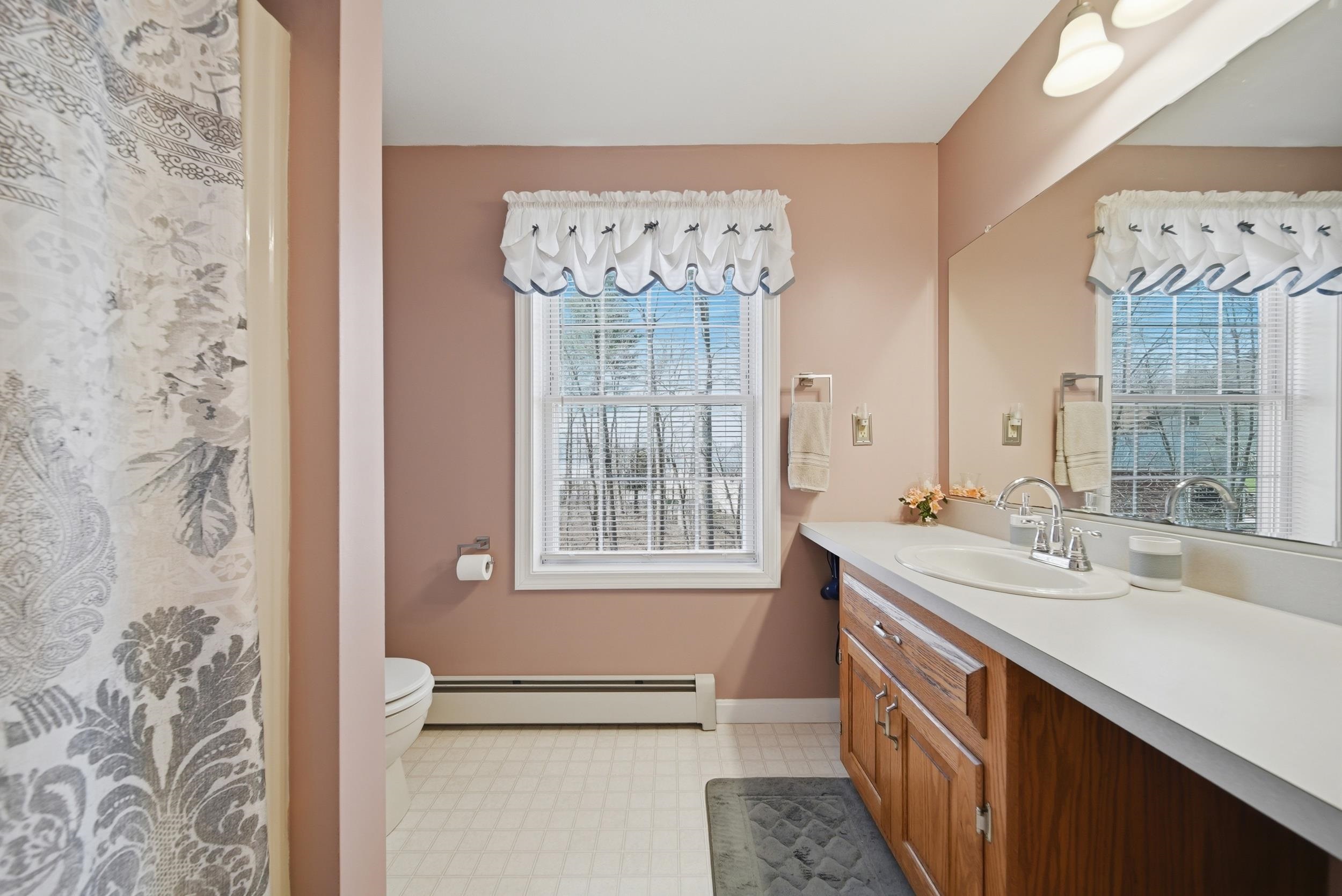 10 Virginia Court Hooksett, NH 03106 - Photo 19 of 34
