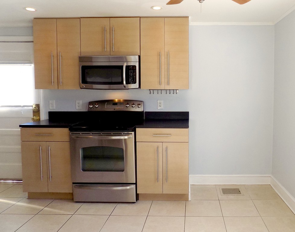 41 Jefferson Road, Unit 41 Wakefield, MA 01880 - Photo 14 of 29 Gallery Image 14