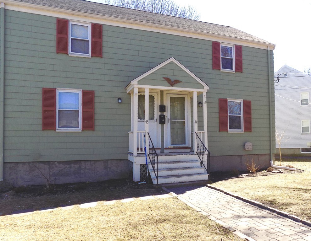 41 Jefferson Road, Unit 41 Wakefield, MA 01880 - Photo 2 of 29 Gallery Image 2