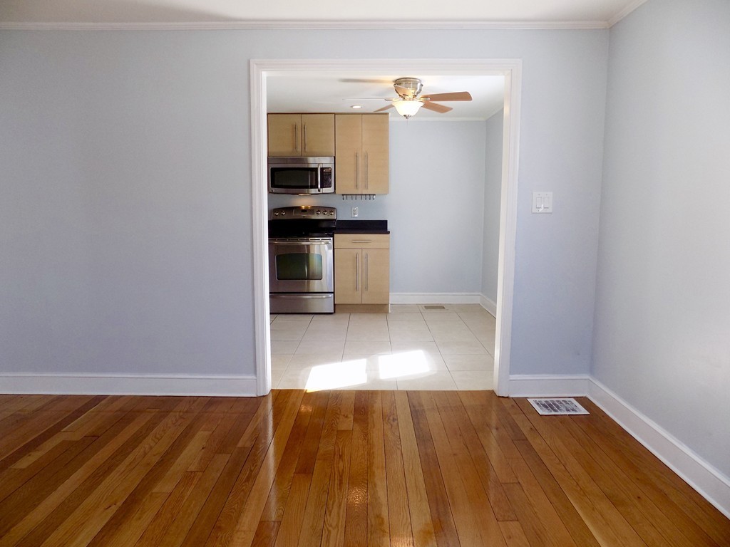 41 Jefferson Road, Unit 41 Wakefield, MA 01880 - Photo 9 of 29 Gallery Image 9