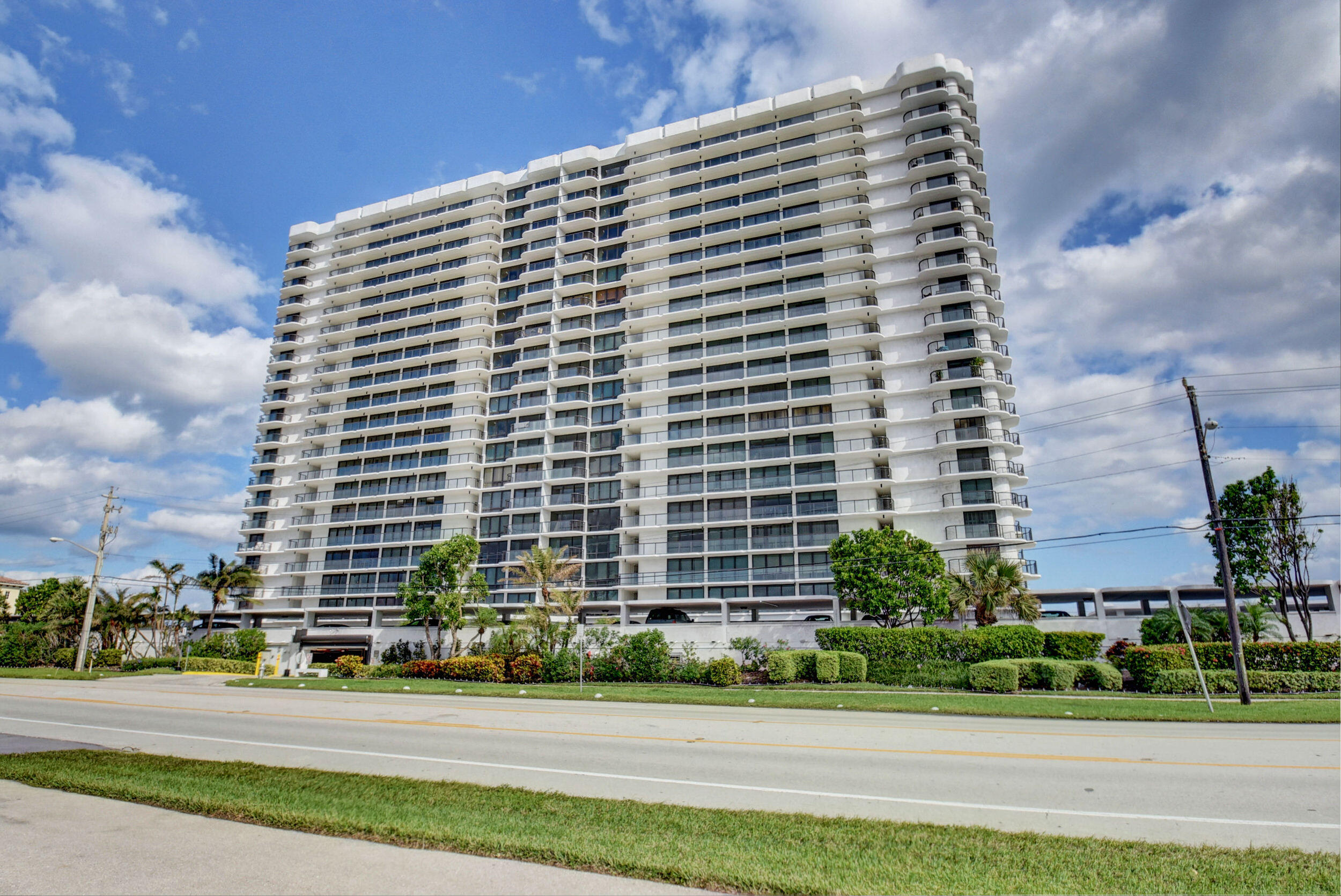 250 South Ocean Boulevard, Unit 16G Boca Raton, FL 33432 - Photo 64 of 91 a front view of a building