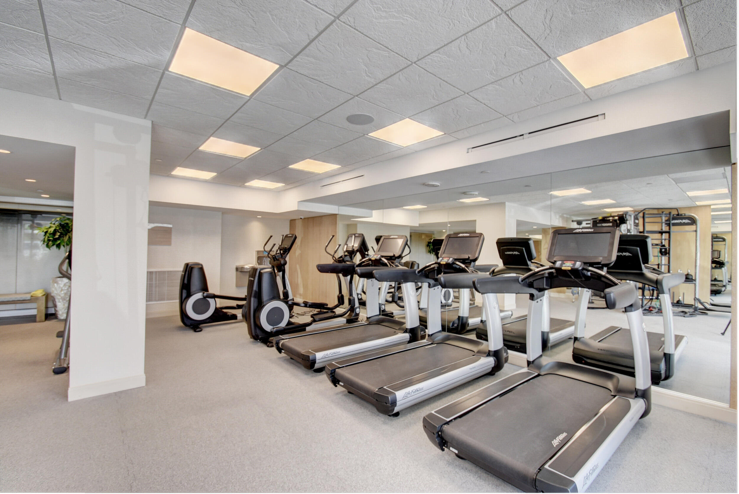 250 South Ocean Boulevard, Unit 16G Boca Raton, FL 33432 - Photo 68 of 91 a view of a room with gym equipment