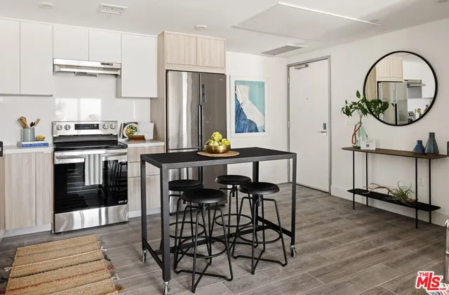 $5,295 | 2600 South Sepulveda Boulevard, Unit 309, Los Angeles, CA 90064