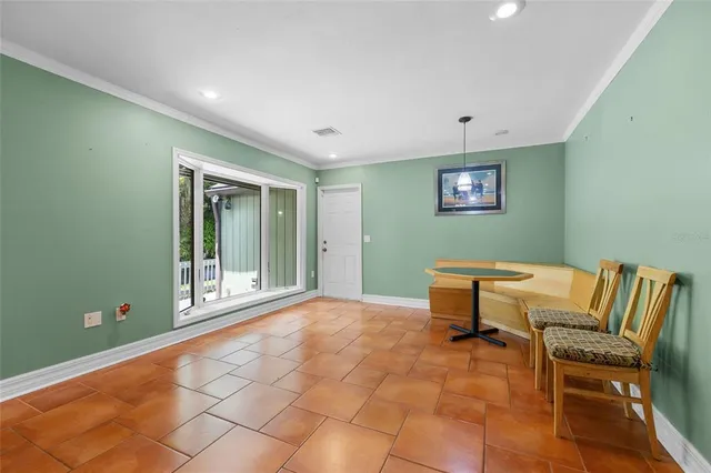 a view of a livingroom with furniture