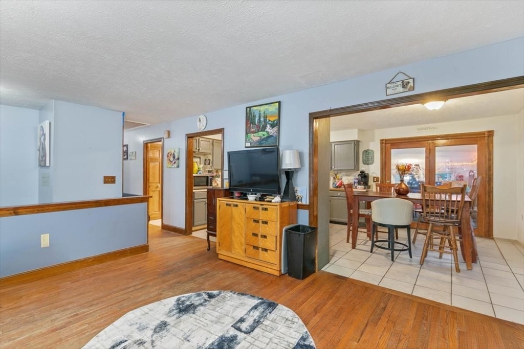 38 Red Deer Road Londonderry, NH 03053 - Photo 8 of 26