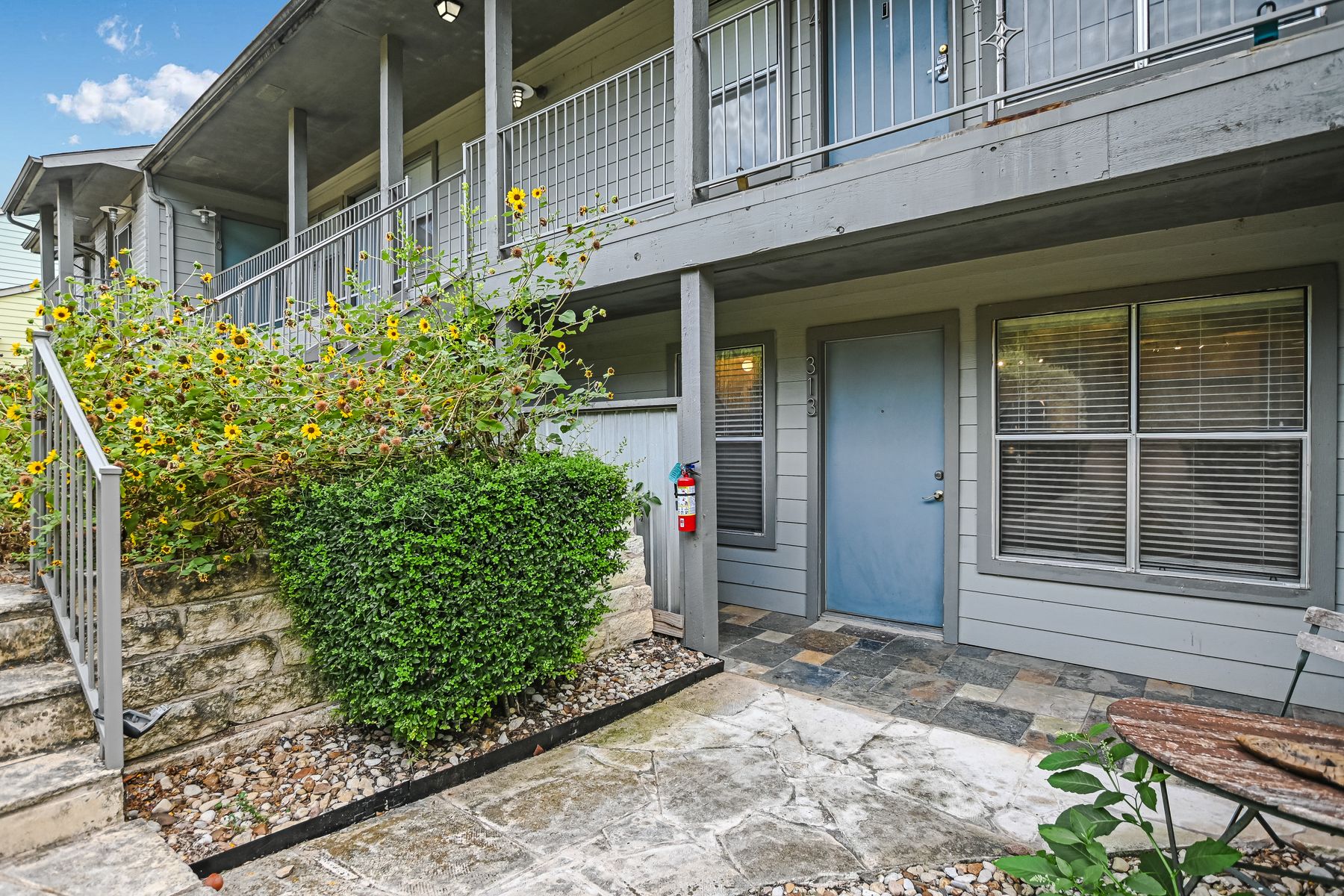 3204 Menchaca Road, Unit 313 Austin, TX 78704 - Photo 14 of 18 Gallery Image 14