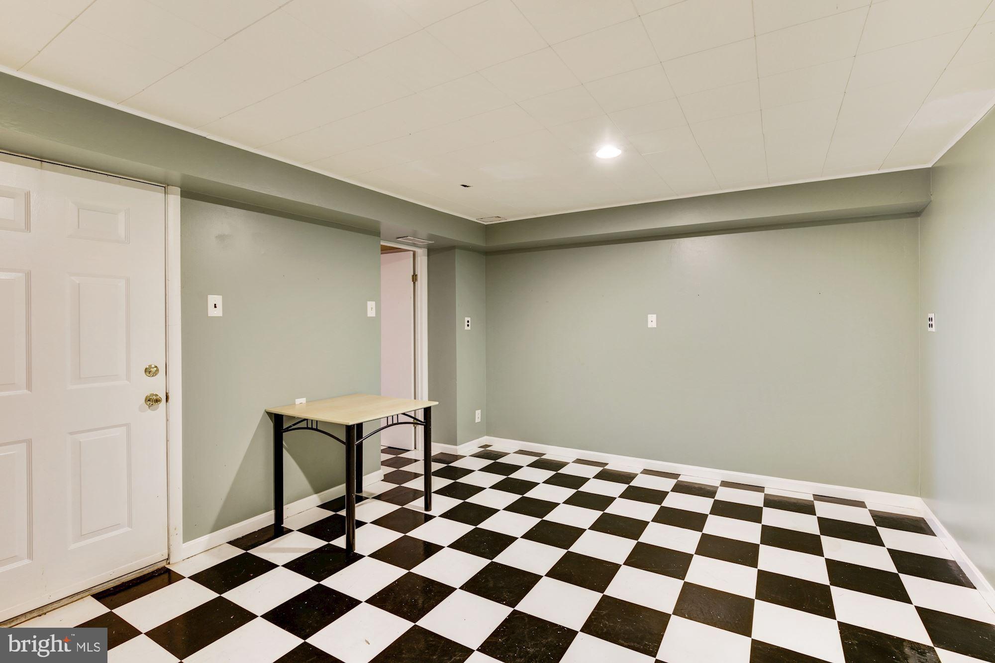 22 Anderson Ridge Road Baltimore, MD 21228 - Photo 28 of 37 Bonus Room
