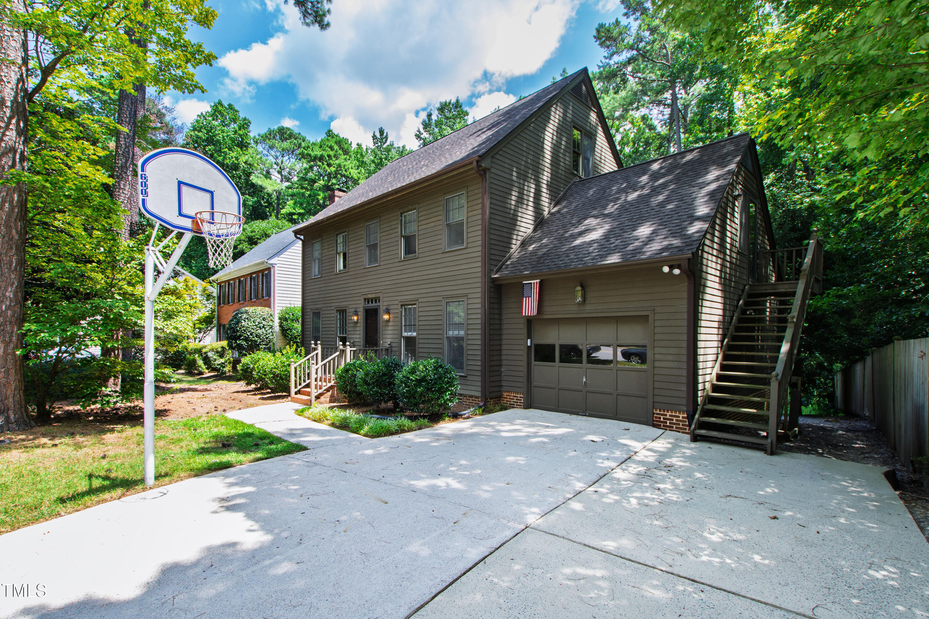 6716 Rainwater Road Raleigh, NC 27615 - Photo 3 of 46 2 Rainwater (49)