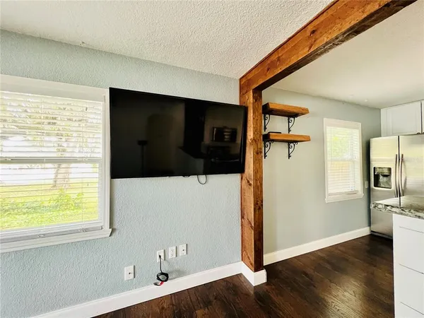 $2,249 | 1930 Douglas Avenue, Clearwater, FL 33755