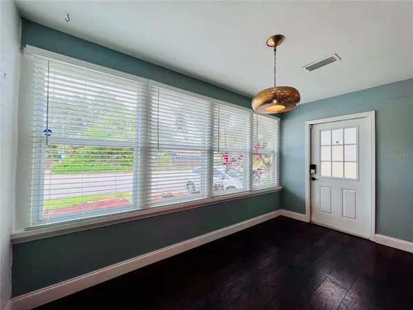 $2,249 | 1930 Douglas Avenue, Clearwater, FL 33755